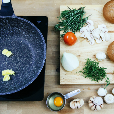 Cleaning shop induction hob